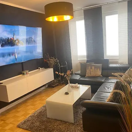 Schoene 2 Zimmer In Stuttgart-west