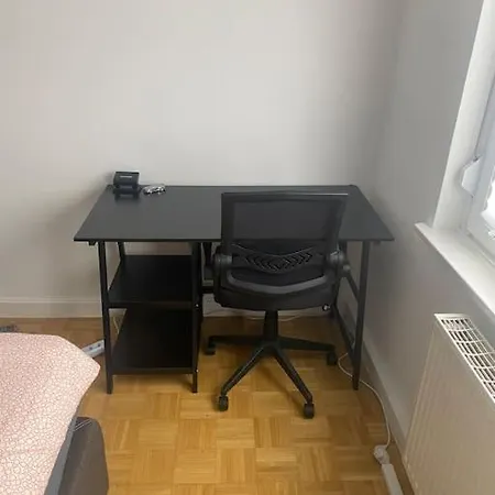Apartment Schoene 2 Zimmer In Stuttgart-west