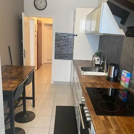 Apartament Schoene 2 Zimmer In Stuttgart-west