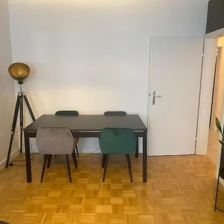 Schoene 2 Zimmer In Stuttgart-west *