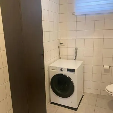 Schoene 2 Zimmer In Stuttgart-west Apartament Stuttgart